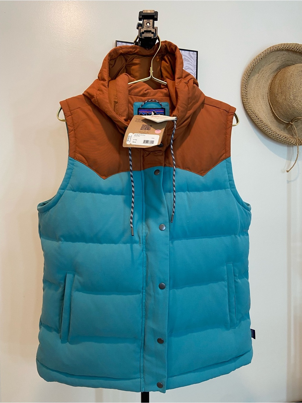 Patagonia Down Women Teal and Rust Puffer Vest